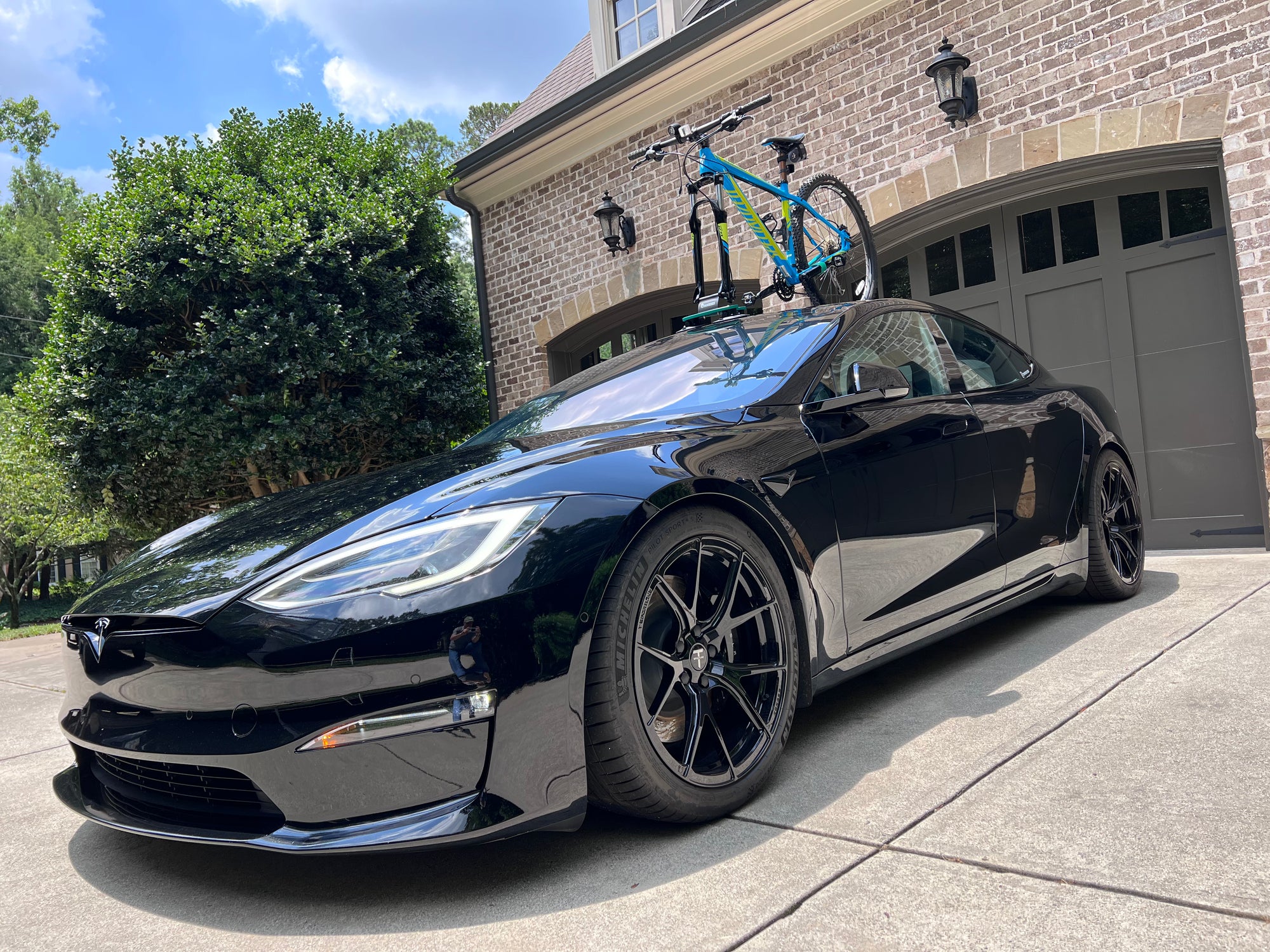 Tesla Vacuum Cup Quick Mount Roof Road & Mountain Bike TreeFrog Pro 1 Single Carrier Rack - One Bicycle