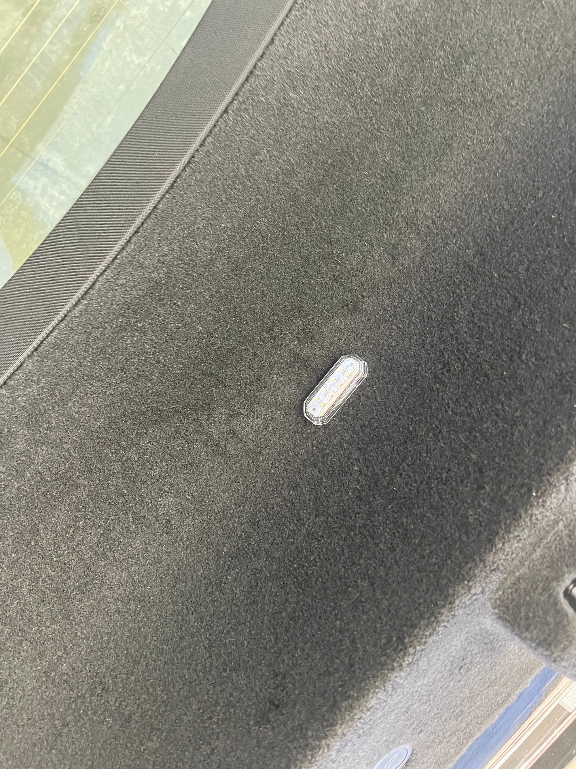 T Sportline Tesla Model S / X (2021-Present) Rear Hatch Mega-Bright 8x LED Light