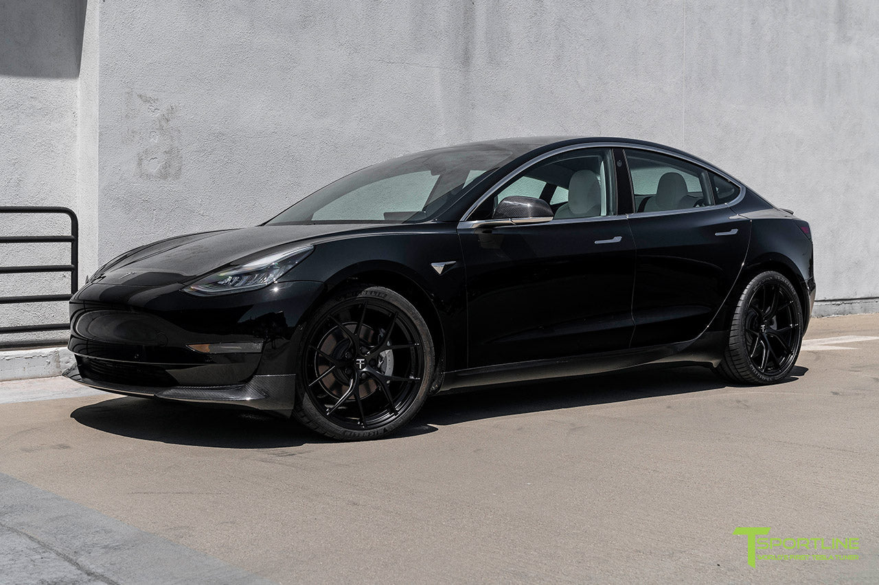 Tesla model s черная матовая