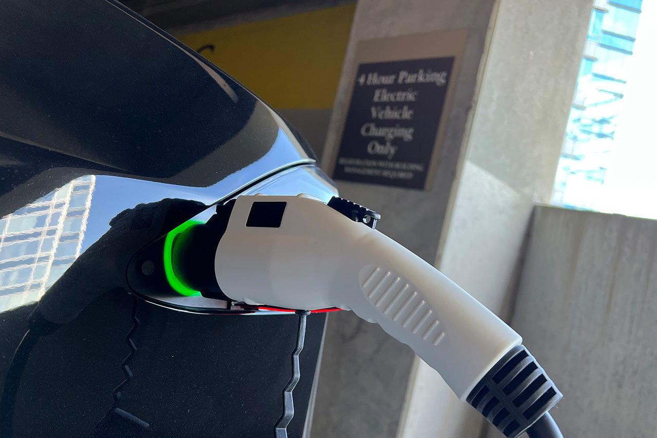 Universal Schumacher Electric Vehicle Mobile / Travel Charger Bundle (Level 1 & 2)