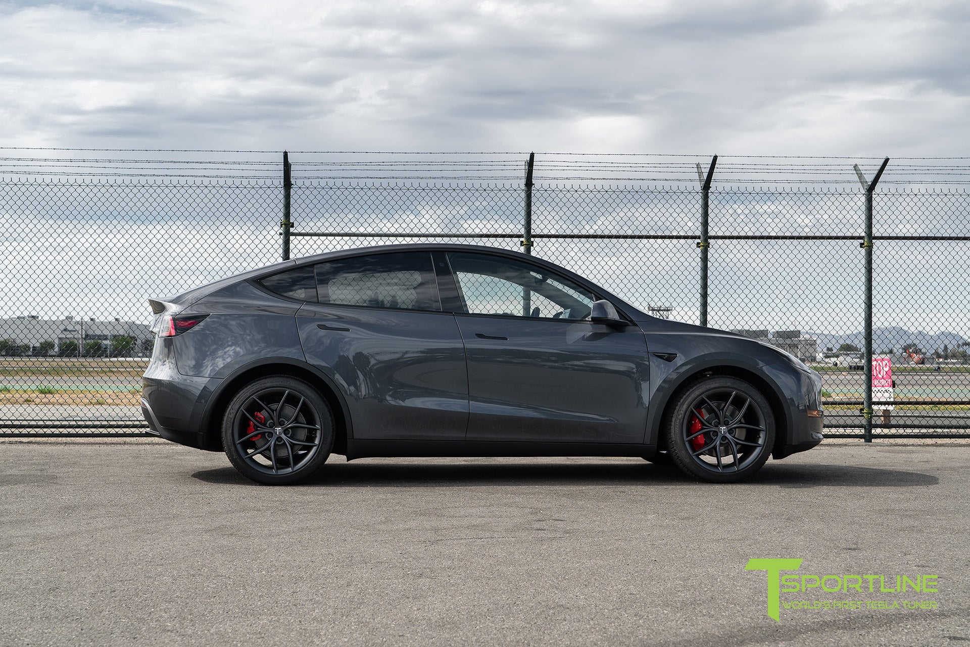 TS5 20" Tesla Model Y Wheel and Tire Package (Set of 4)