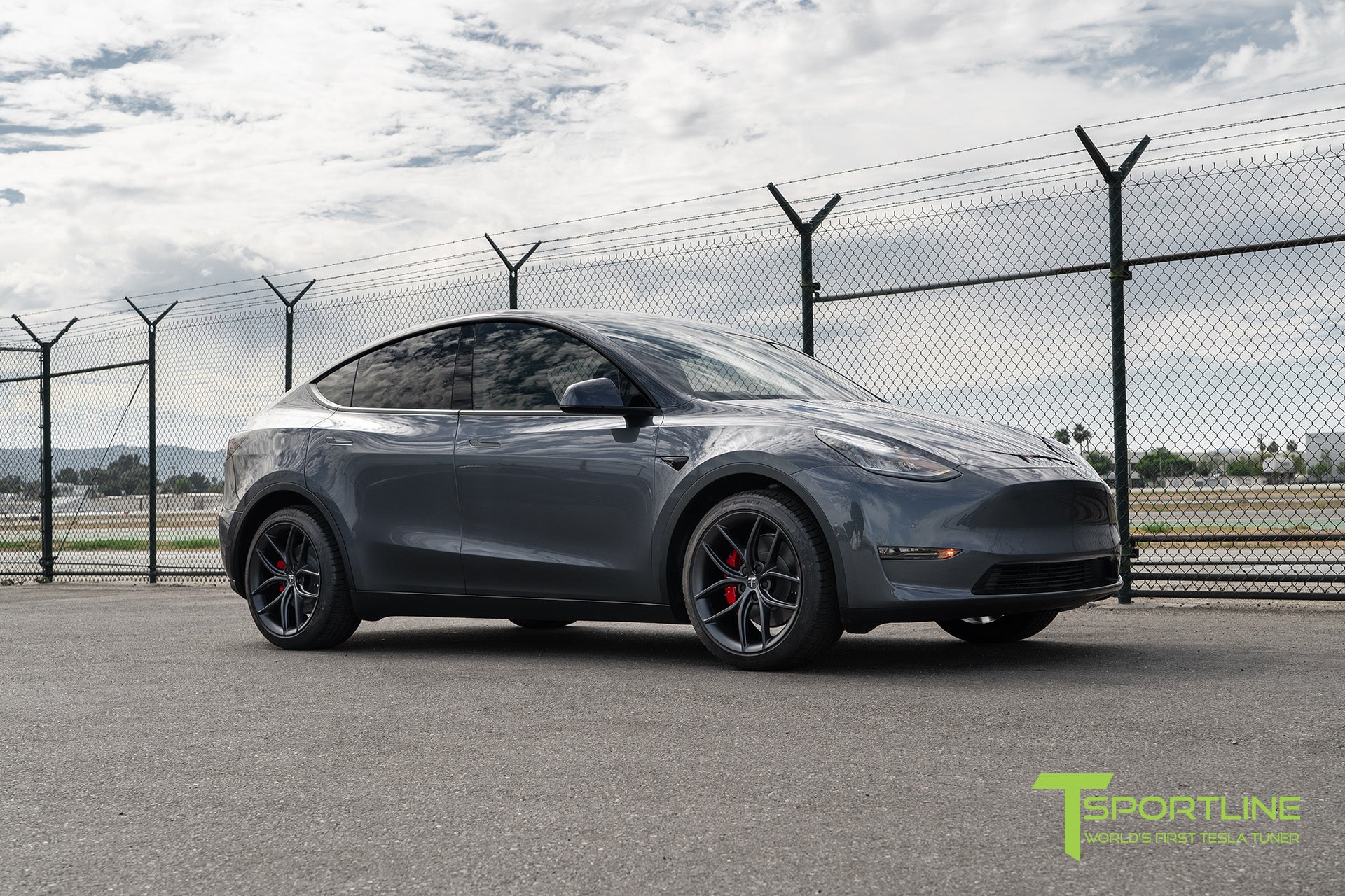 TS5 20" Tesla Model Y Wheel and Tire Package (Set of 4)