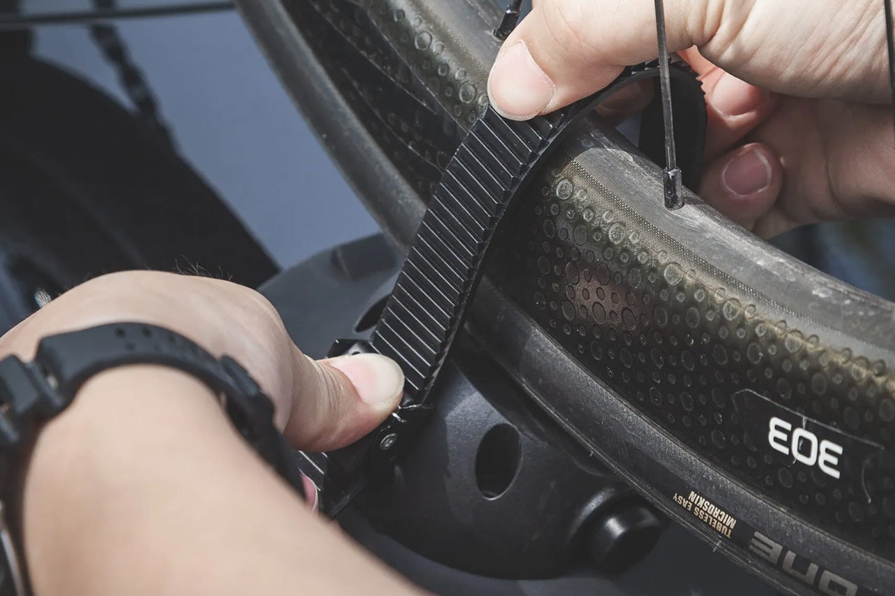 Tesla Vacuum Cup Quick Mount Roof Road & Mountain Bike Rack TreeFrog Pro Rear Wheel Holder